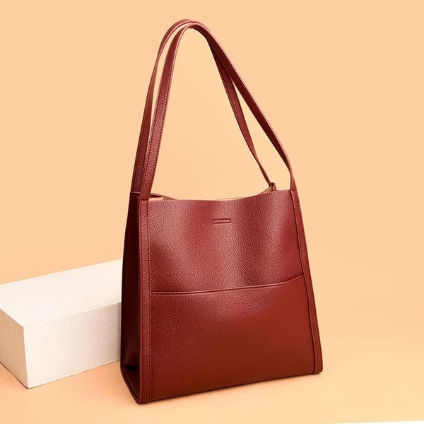 Alessia™ | Classic Genuine Leather Shoulder Bag