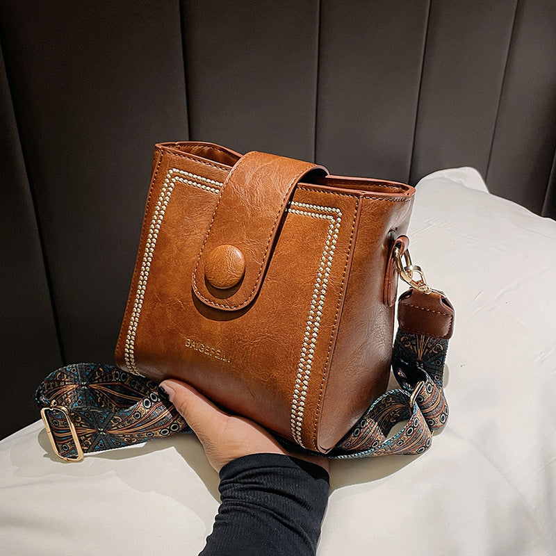 Isotta™ | Vintage Soft Leather Bucket Bag