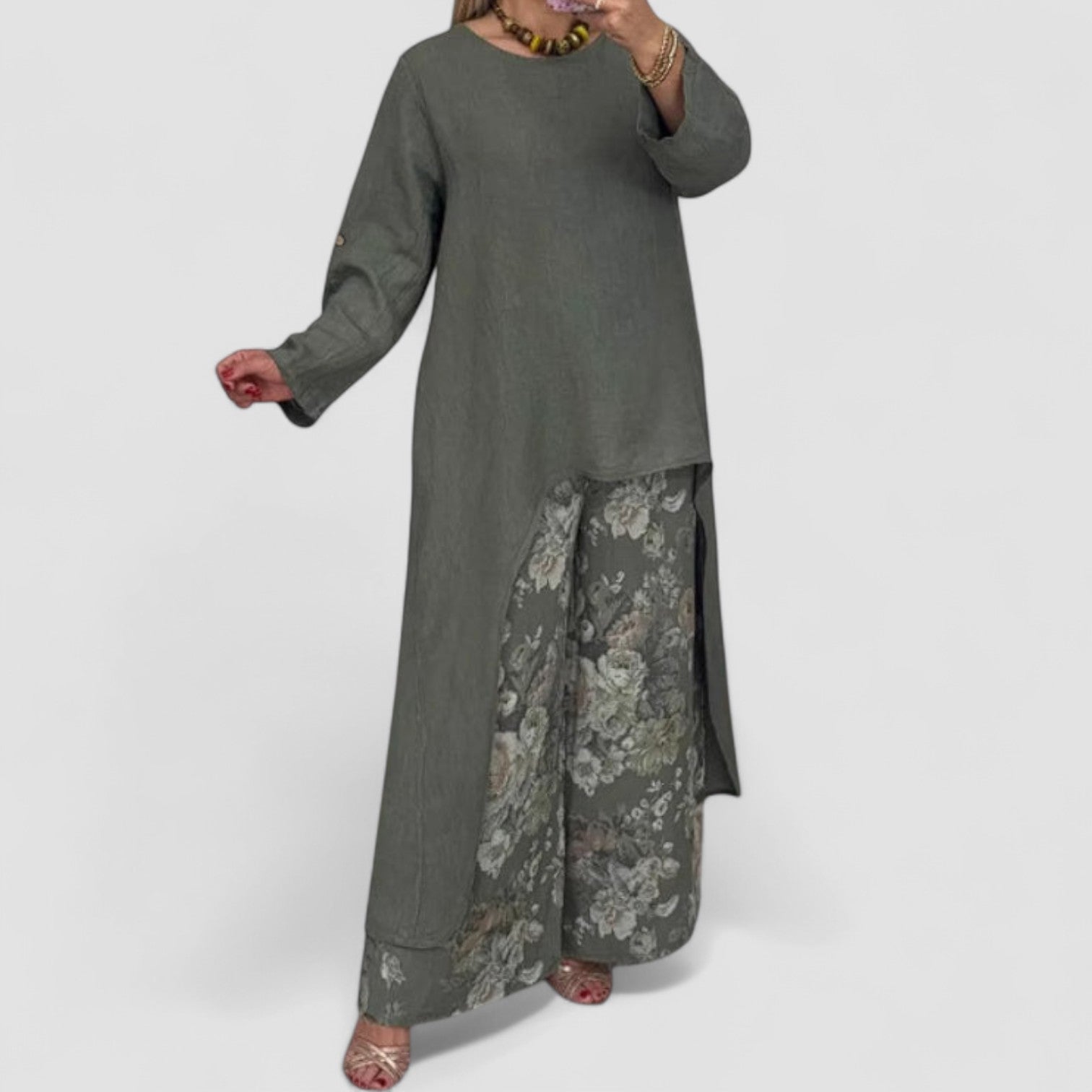 Chara™ | Long-Sleeved Top and Printed Pants Set
