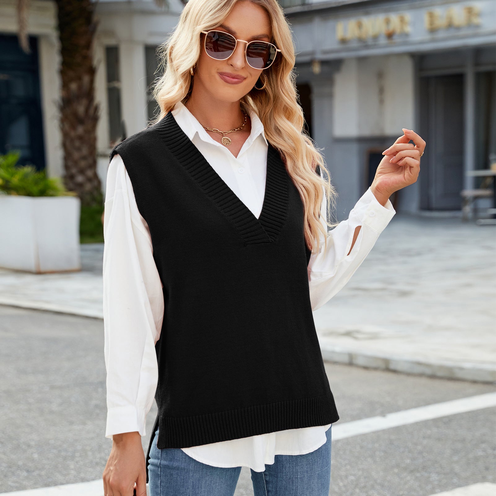 Valeria™ | Fitted V-Neck Knit Vest