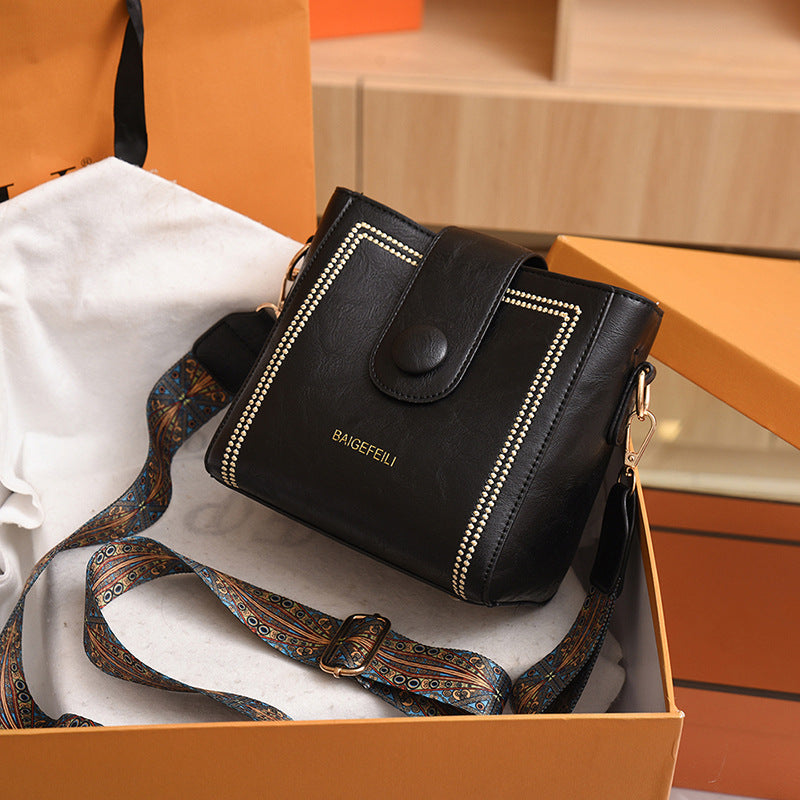 Isotta™ | Vintage Soft Leather Bucket Bag