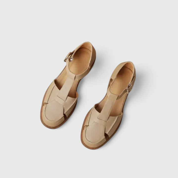 Isara | Low block heel sandals with side cut-out detail