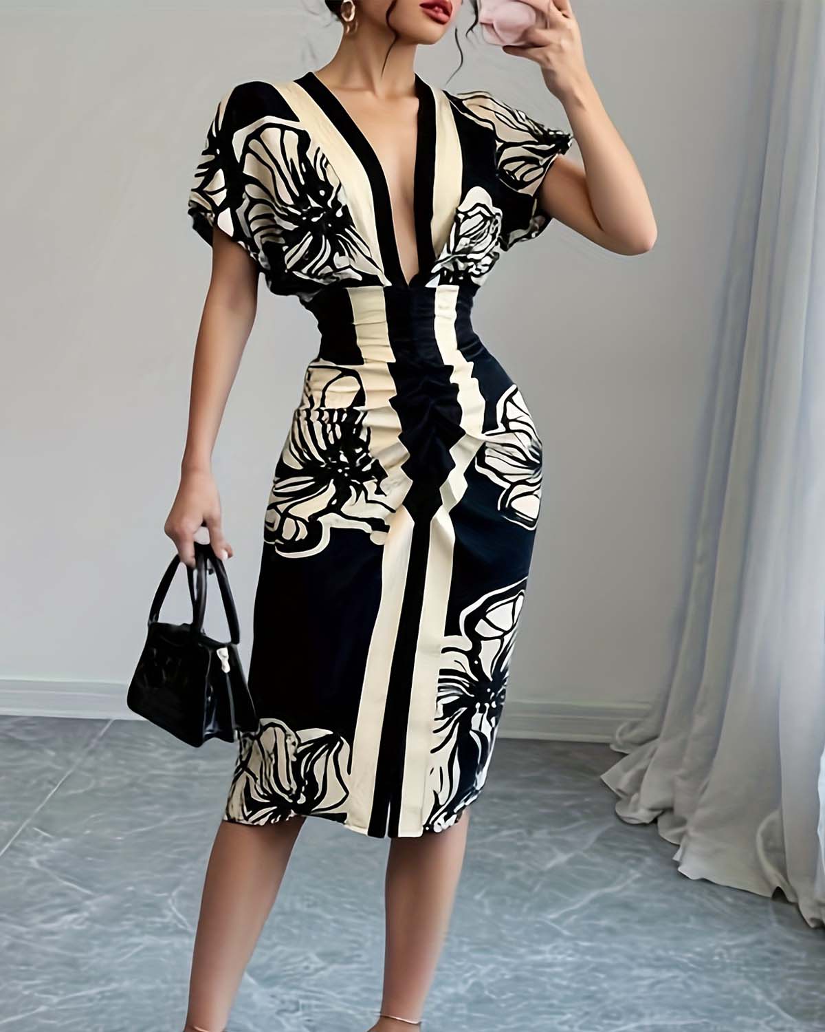 Hodiah™ | Chic Pleated Dress